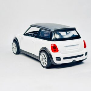 Mini Cooper 1:34 Scale white