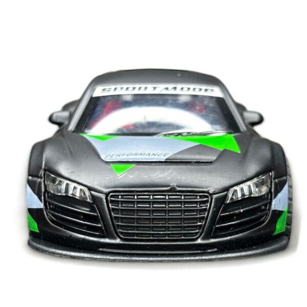 1:36 Scale Audi R8 Green /Black