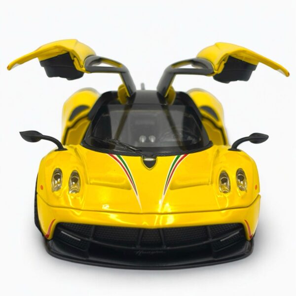 1:32 Pagani Huayra Roadster yellow