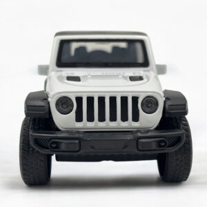 1:32 Mahindra Thar white