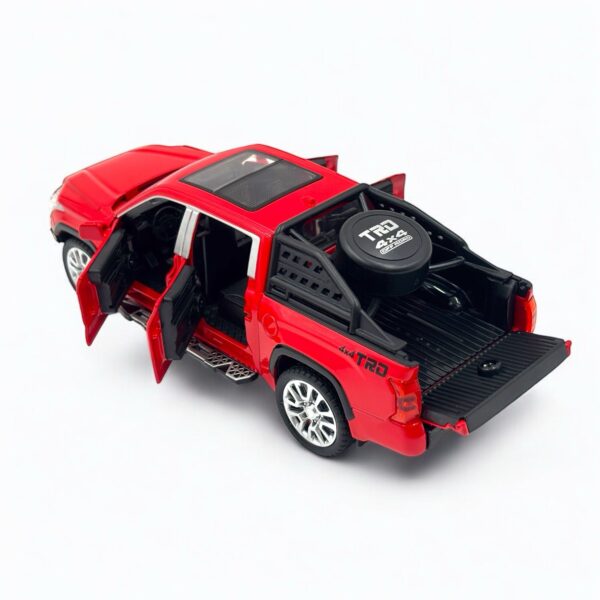 1:32 Toyota Tundra Red